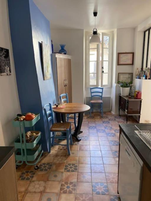 Appartement Le Nid Du Saleys - 70 M2 Centre Ville De Salies-de-Béarn Eksteriør bilde