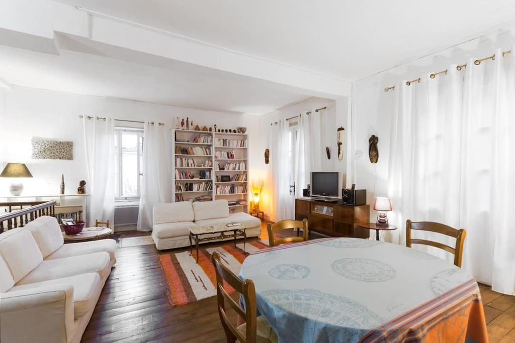 Appartement Le Nid Du Saleys - 70 M2 Centre Ville De Salies-de-Béarn Eksteriør bilde